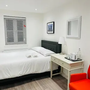 Riverside Premium Double E14 Guest house