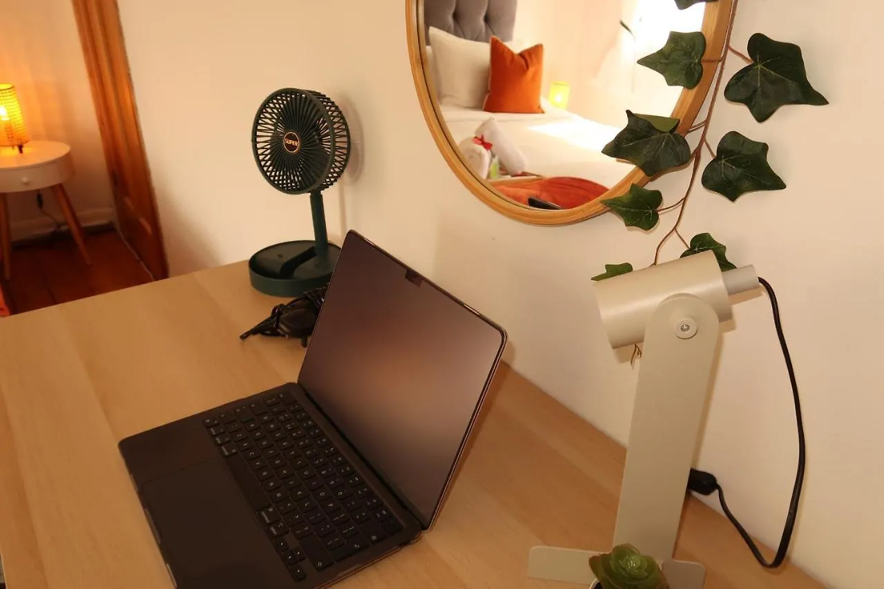 Cosy Home In London 0*,  United Kingdom