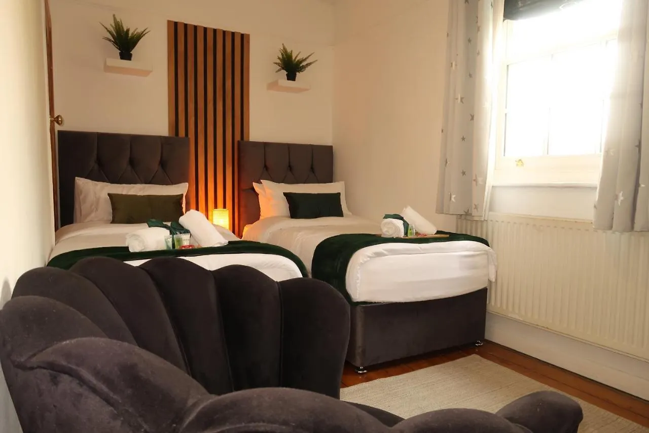 Cosy Home In Londra Tatil Evi